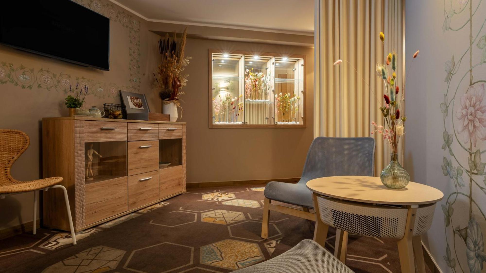 Wellton Riga Hotel & Spa Exterior photo