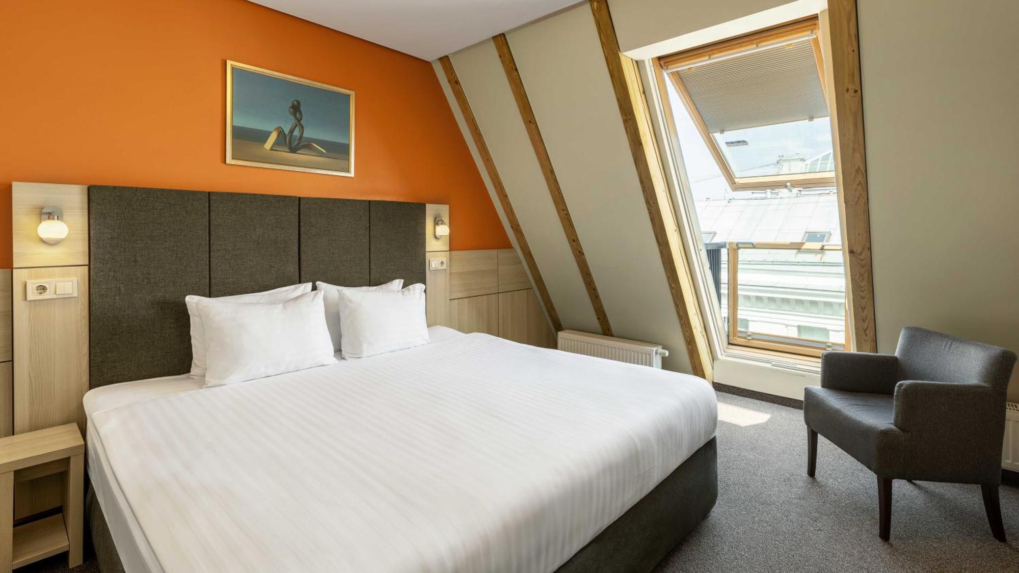 Wellton Riga Hotel & Spa Exterior photo