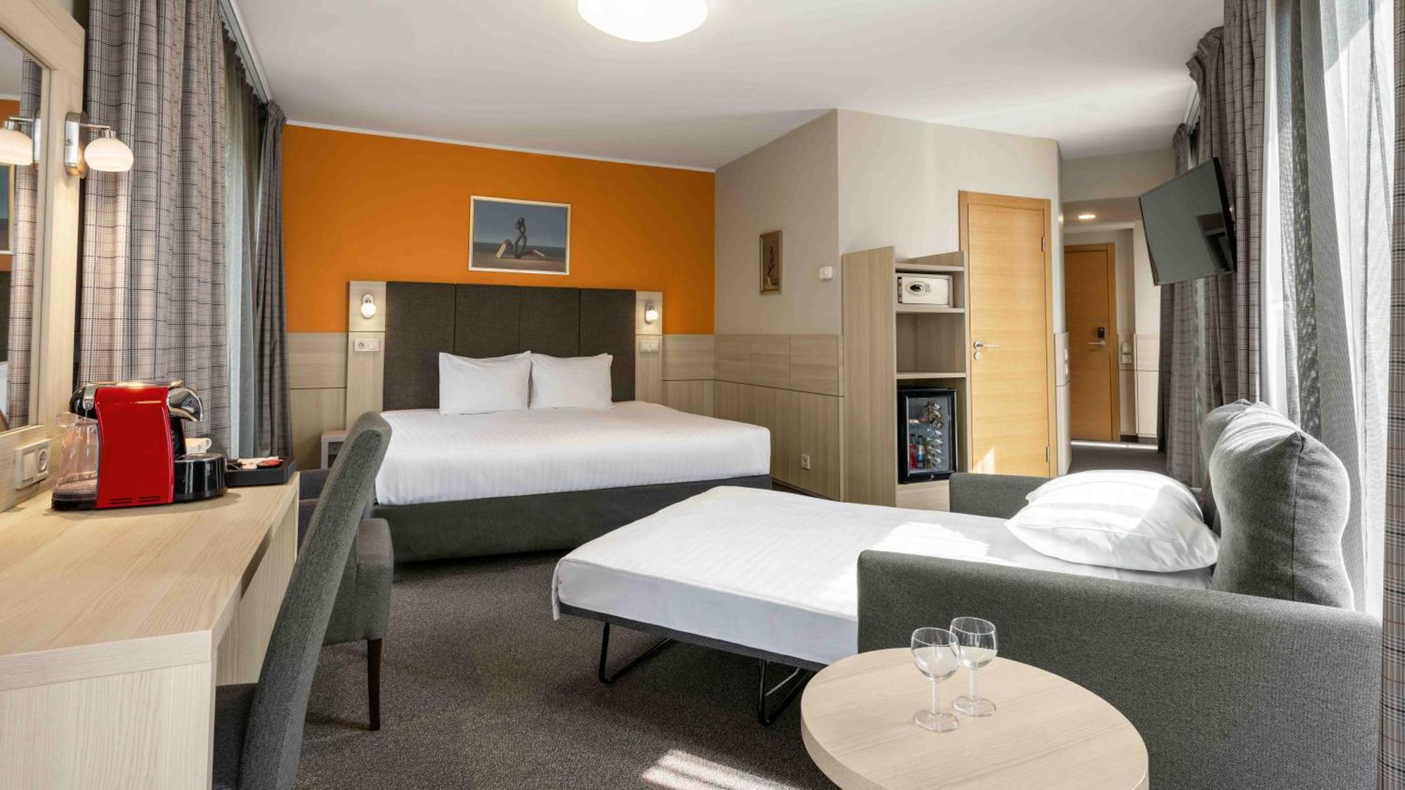 Wellton Riga Hotel & Spa Exterior photo