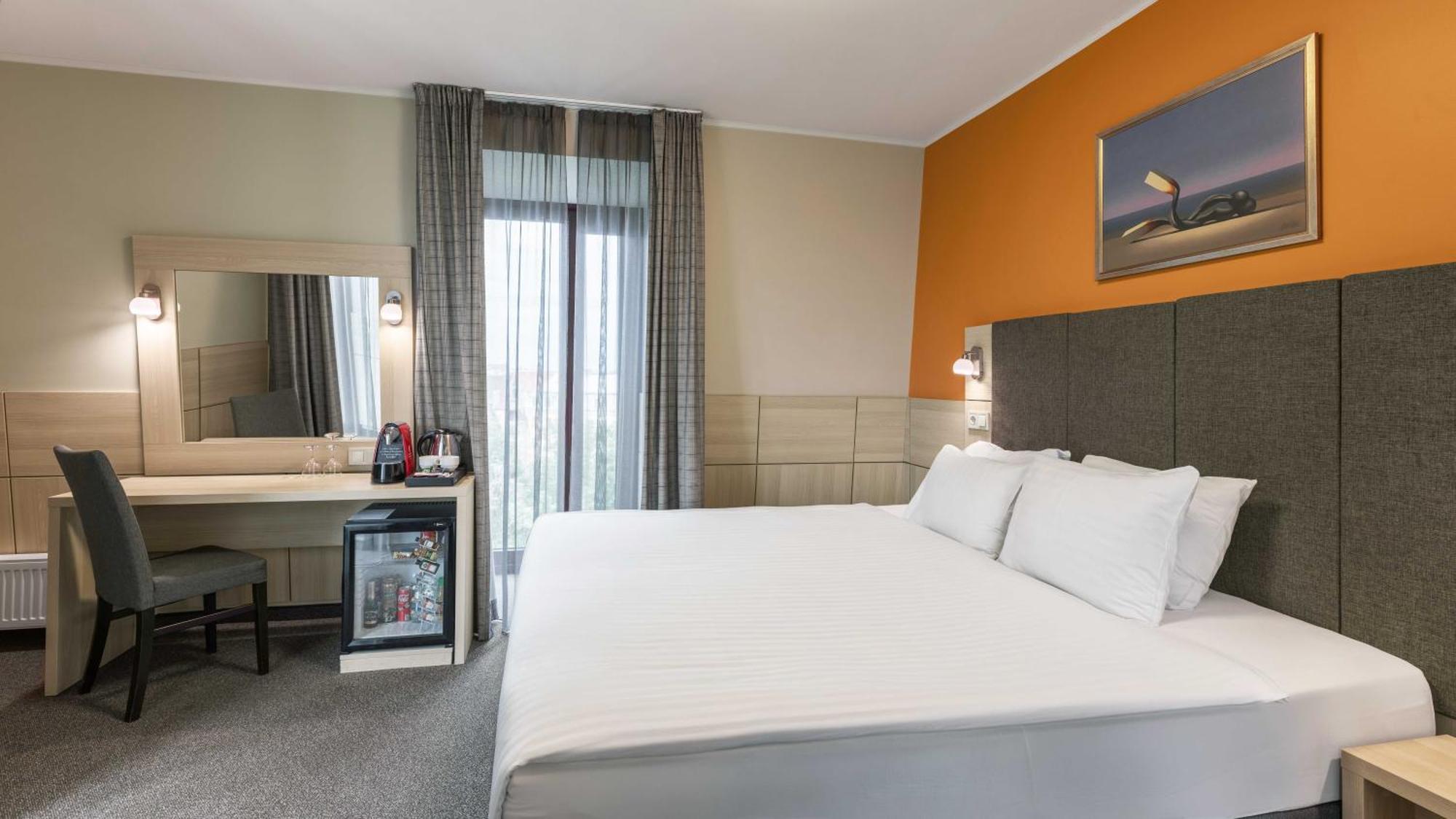 Wellton Riga Hotel & Spa Exterior photo